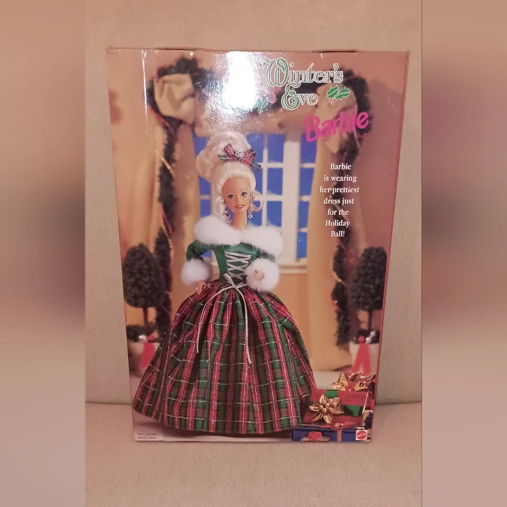 Barbie Winter's Eve 1994 Red Green Tafffa Red Dress NWT